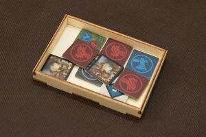 Insert do gry Blood Rage z dodatkami - 1 pojemnik na żetony Plądrowania - wersja ze sklejki