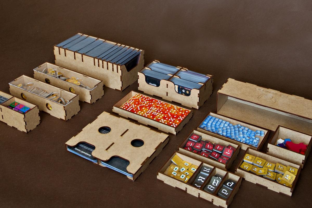 Sklejony insert pasujący do gry Roll Player BIG BOX