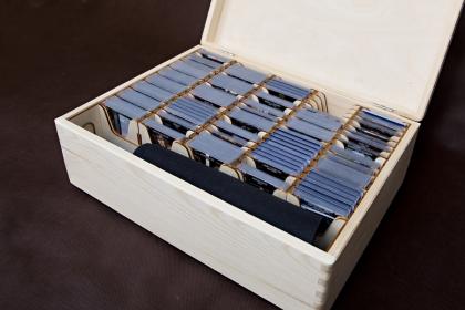 Skrzynia pasująca do gry Legendary Alien Deck Building Game