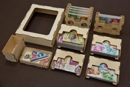 Insert pasujący do gry Bohema