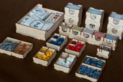 Insert pasujący do gry Great Western Trail (druga edycja)