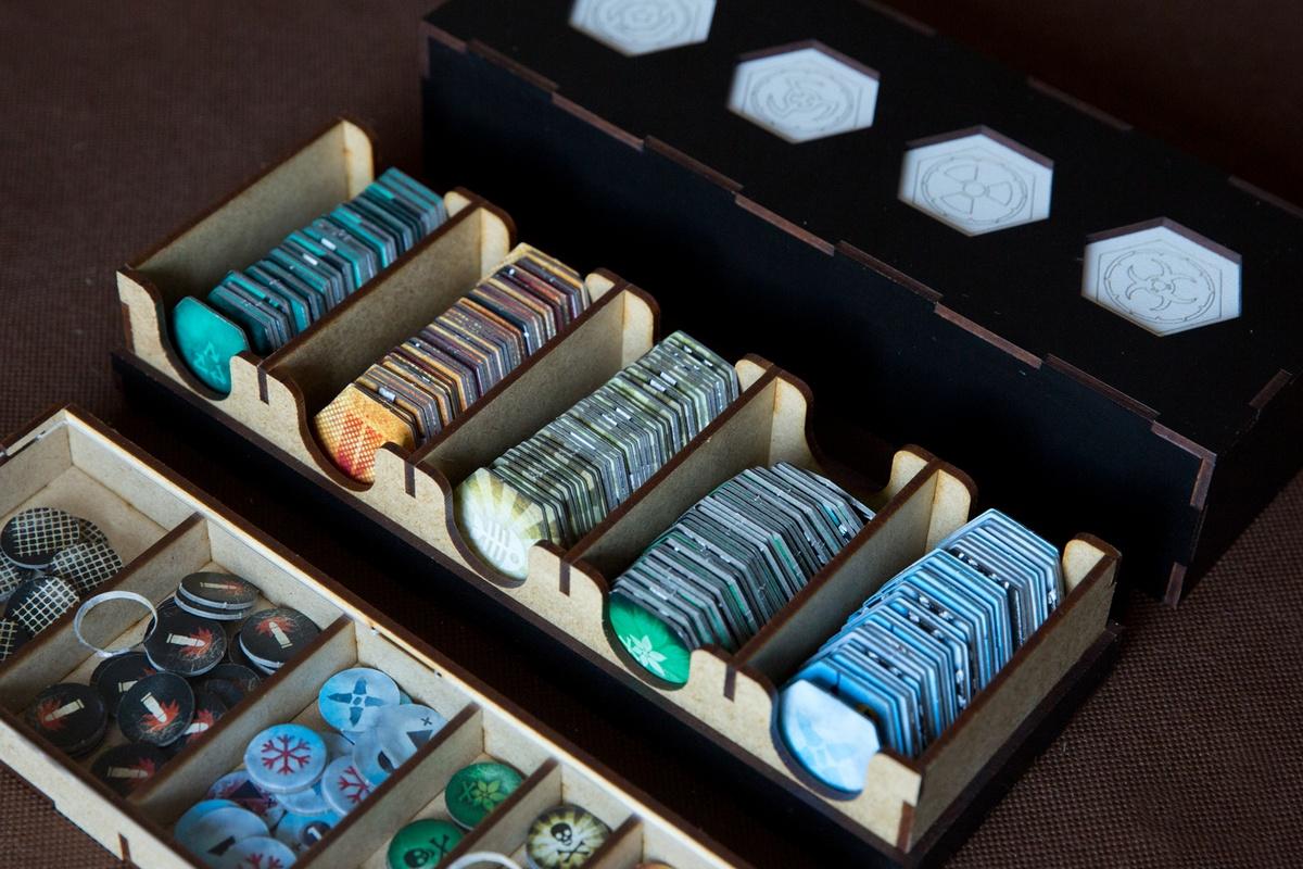 Pojemnik turniejowy na frakcje do gry Neuroshima HEX 3.0